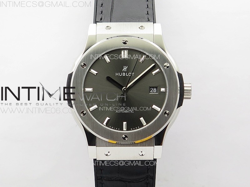 CLASSIC FUSION 42MM SS APSF 11 BEST EDITION GRAY DIAL ON GUMMY STRAP A2892